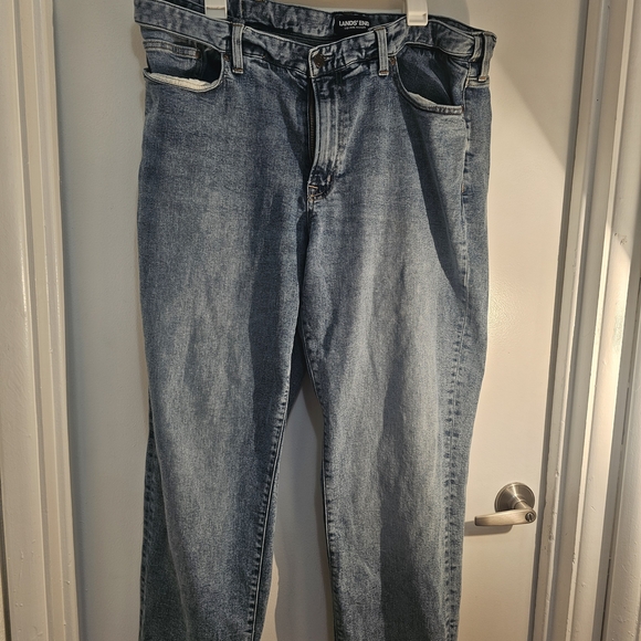 Lands' End Men's Straight Jeans in Classic Blue - Picture 1 of 7